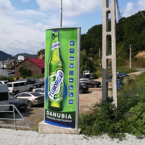 Totem TUBORG, locatie Danubia, totem dubla fata